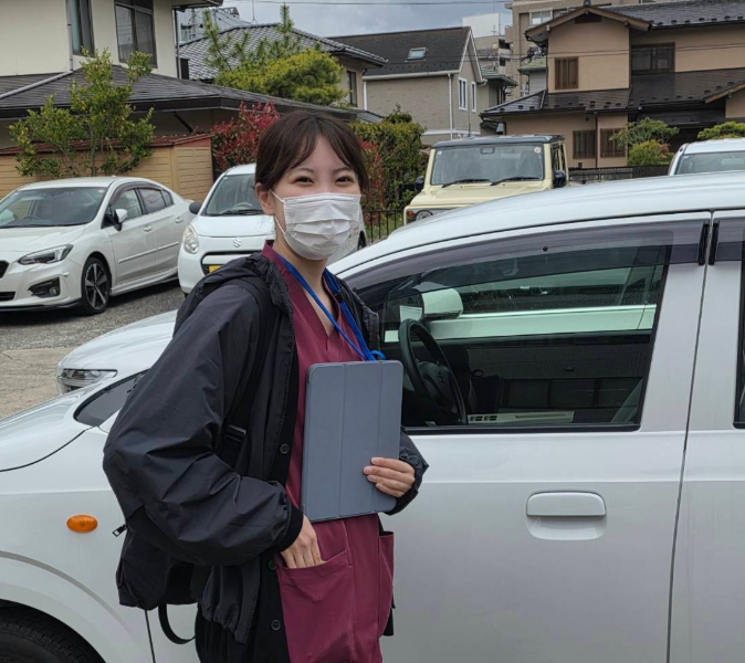 新人女性看護師インタビュー